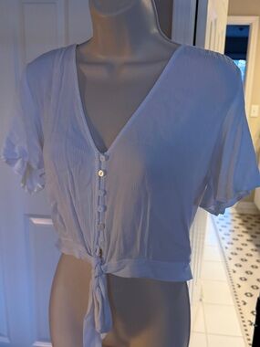 Cropped Tie-Front V-Neck Top